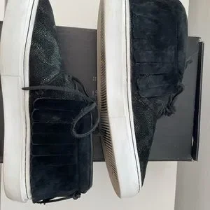 Barneys New York | Shoes | Barneys New York Camo Stingray  display picture 1